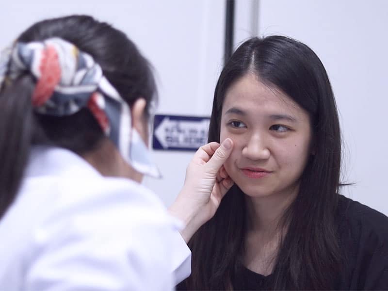 about-us-acne-เกี่ยวกับบีเอสแอล-คลินิกรักษาสิว-01